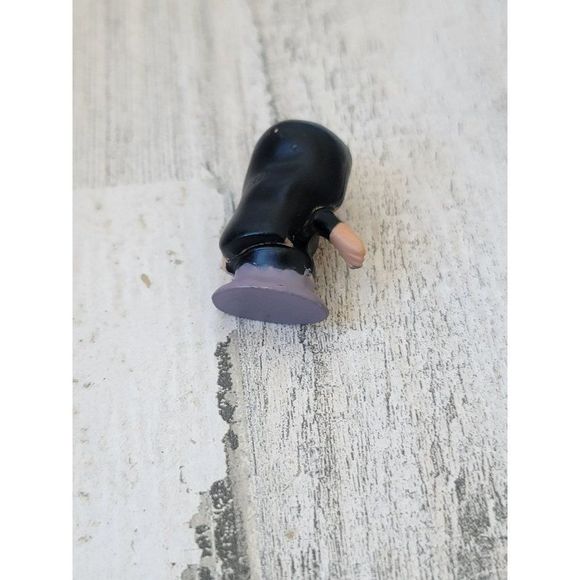 Walking Dead zombie toy figure - Picture 4 of 5